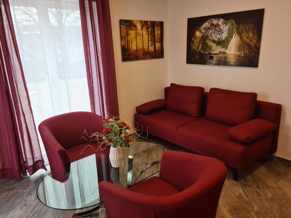 Apartment Gaestehaus Staudenschloss Mickhausen المظهر الخارجي الصورة