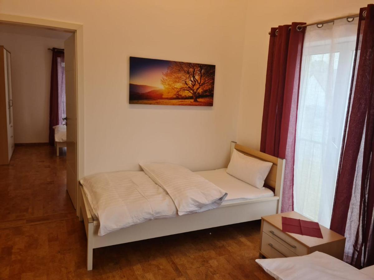 Apartment Gaestehaus Staudenschloss Mickhausen المظهر الخارجي الصورة