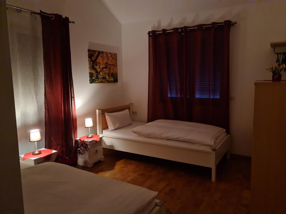 Apartment Gaestehaus Staudenschloss Mickhausen المظهر الخارجي الصورة